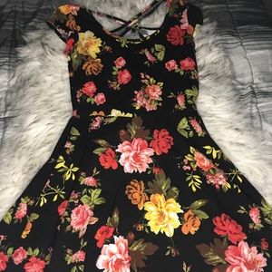 Ambiance Apparel Floral t-shirt dress Girls Small